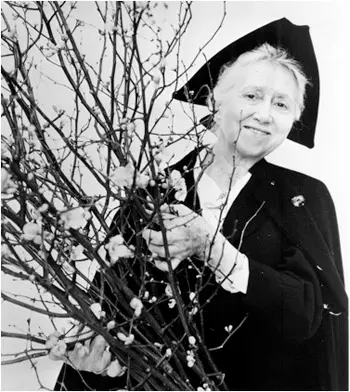 Author Shoutouts Marianne Moore